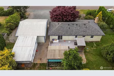 305 W Bennett Street, Sedro Woolley, WA 98284 - Photo 1