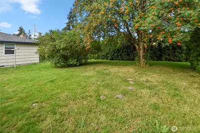 305 W Bennett Street, Sedro Woolley, WA 98284 - Photo 12