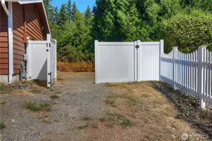10907 E 151st St, Puyallup, WA 98374 - Photo 28