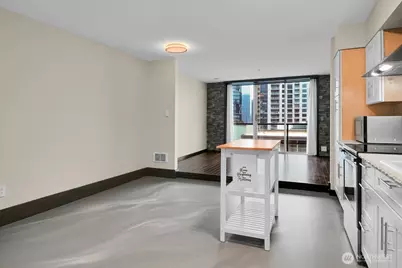1100 106th Avenue NE #801, Bellevue, WA 98004 - Photo 12