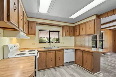 2514 State Route 702 E, Roy, WA 98580 - Photo 10