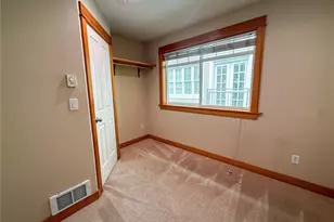 2325 Franklin Ave E, Seattle, WA 98102 - Photo 12