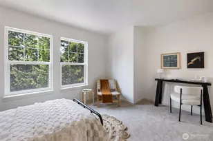12140 NE 24th St, Bellevue, WA 98005 - Photo 18
