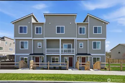 9811 31st Avenue SE #D4, Everett, WA 98208 - Photo 1