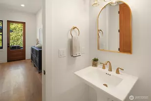 24926 SE 162nd St, Issaquah, WA 98027 - Photo 22