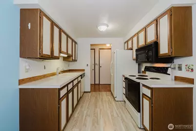 3580 Narrows View Lane NE #103, Bremerton, WA 98310 - Photo 4