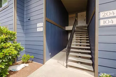 3580 Narrows View Lane NE #103, Bremerton, WA 98310 - Photo 2