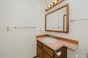 3580 Narrows View Ln NE, Bremerton, WA 98310 - Photo 24