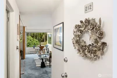 1600 43rd Avenue E #212, Seattle, WA 98112 - Photo 4