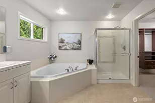 1021 271st Ave SE, Sammamish, WA 98075 - Photo 32
