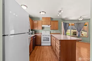 11805 122nd Ave Ct E, Puyallup, WA 98374 - Photo 8