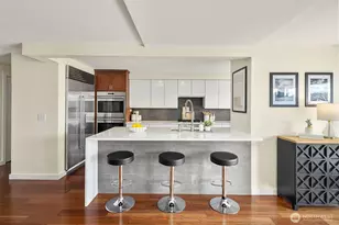 2040 Waverly Pl N, Seattle, WA 98109 - Photo 16