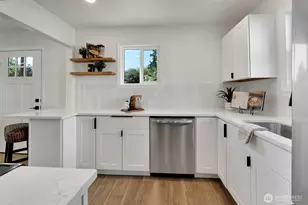 859 118th St S, Parkland, WA 98444 - Photo 10
