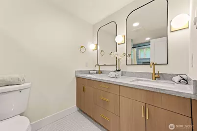 4204 219th Street SW, Mountlake Terrace, WA 98043 - Photo 12