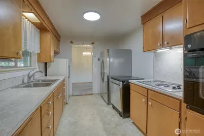 10704 Doten Drive SW, Lakewood, WA 98499 - Photo 10