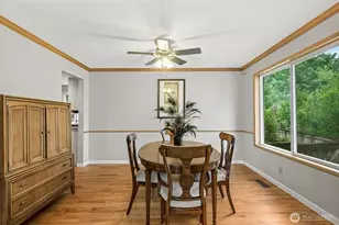 24417 SE 46th St, Sammamish, WA 98029 - Photo 10