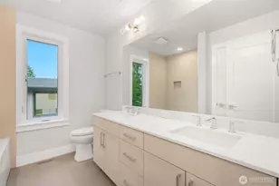 13016 SE 19th Ct, Bellevue, WA 98005 - Photo 18