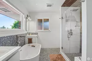 22010 34th Ave S, SeaTac, WA 98198 - Photo 22