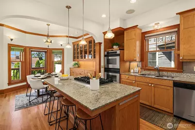 1411 10th Avenue W, Seattle, WA 98119 - Photo 22