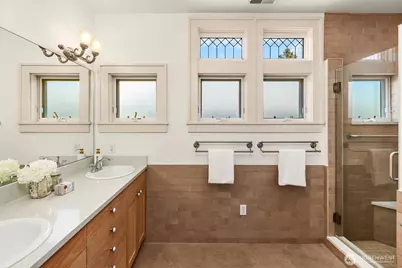 1411 10th Avenue W, Seattle, WA 98119 - Photo 30