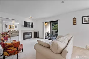 12840 SE 40th Ct, Bellevue, WA 98006 - Photo 4