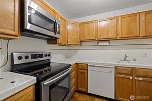 12840 SE 40th Ct, Bellevue, WA 98006 - Photo 10
