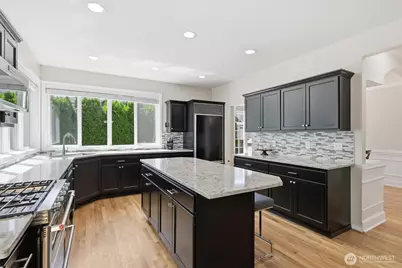 2336 Olympia Avenue NE, Renton, WA 98056 - Photo 10