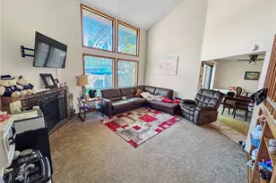 11912 SE 7th St, Vancouver, WA 98683 - Photo 2