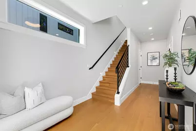 13032 SE 19th Court, Bellevue, WA 98005 - Photo 2