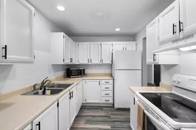 1826 S 330th #D, Federal Way, WA 98003 - Photo 10
