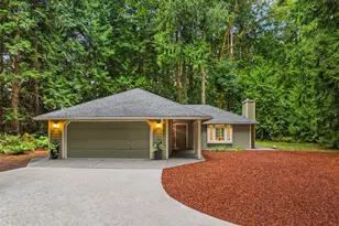 9067 Hidden Cove Road NE, Bainbridge Island, WA 98110 - Photo 26
