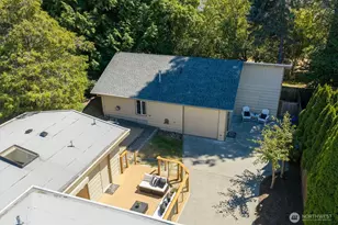 1925 SW 167th St, Burien, WA 98166 - Photo 2