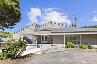 16306 Valhalla Drive, Bothell, WA 98011 - Photo 1