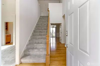 1425 Richmond Court, DuPont, WA 98327 - Photo 2