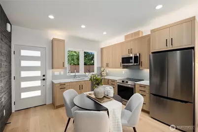 514 N 92nd Street, Seattle, WA 98103 - Photo 10