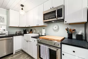 4725 15th Ave NE, Seattle, WA 98105 - Photo 14
