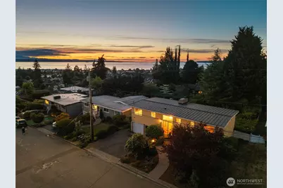 741 Hemlock Street, Edmonds, WA 98020 - Photo 1