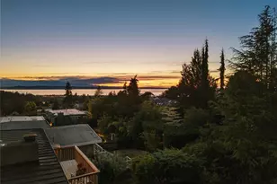 741 Hemlock St, Edmonds, WA 98020 - Photo 40