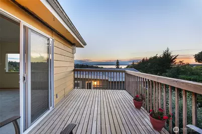 741 Hemlock Street, Edmonds, WA 98020 - Photo 18