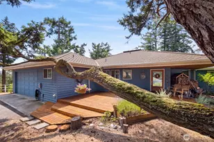 918 Terrace Dr, Friday Harbor, WA 98250 - Photo 2