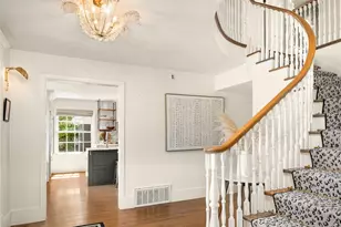 1515 28th Ave W, Seattle, WA 98199 - Photo 4