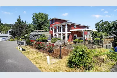 13043 40th Ave S, Tukwila, WA 98168 - Photo 2