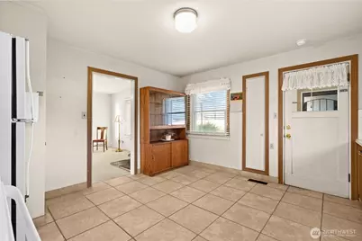 5528 23rd Street E, Fife, WA 98424 - Photo 8