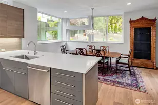 7429 E Mercer Way, Mercer Island, WA 98040 - Photo 10