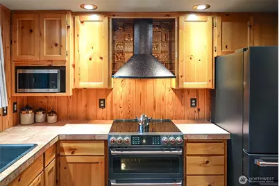100 Alpine Lane, Easton, WA 98925 - Photo 2