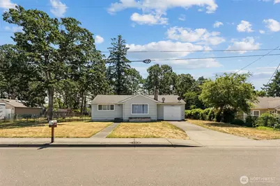 15401 Grant Avenue SW, Lakewood, WA 98498 - Photo 2