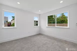 12034 Hiram Pl NE, Seattle, WA 98125 - Photo 14