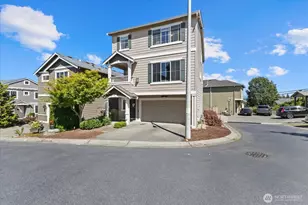 1203 93rd Dr NE, Lake Stevens, WA 98258 - Photo 2