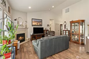 19502 Mountain Meadows Ln SW, Rochester, WA 98579 - Photo 12
