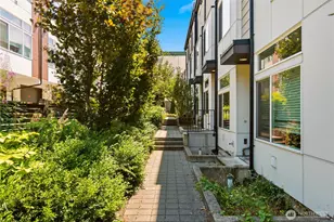 333 N 90th St, Seattle, WA 98103 - Photo 4